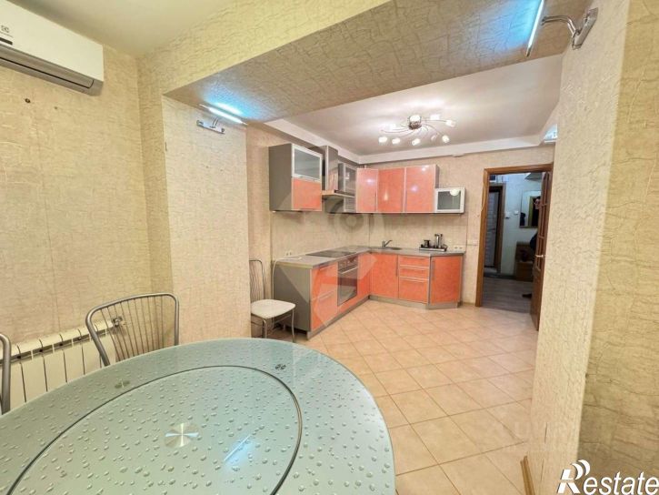 3-комн квартира мкр Дубрава квартал 1, 8,  д. 8