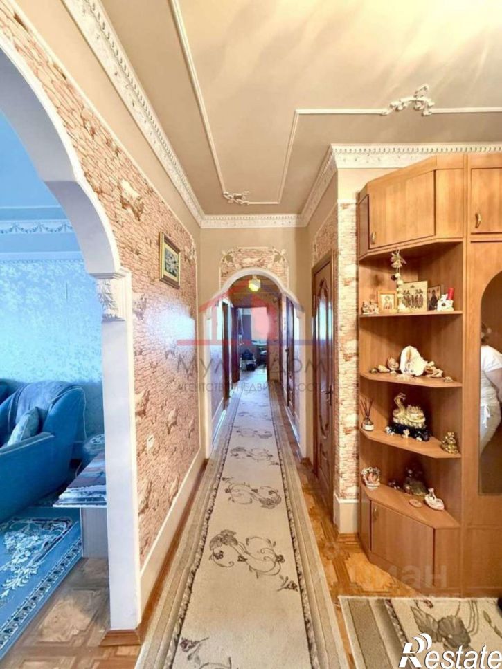 4-комн квартира мкр Королева, 38,  д. 38