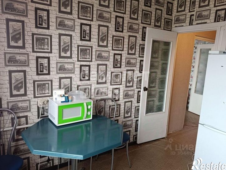 4-комн квартира Солнечный мкр, 1,  д. 1