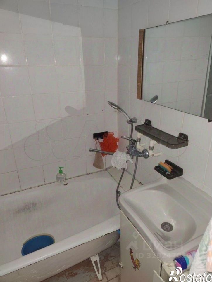 3-комн квартира Парковый мкр, 23,  д. 23