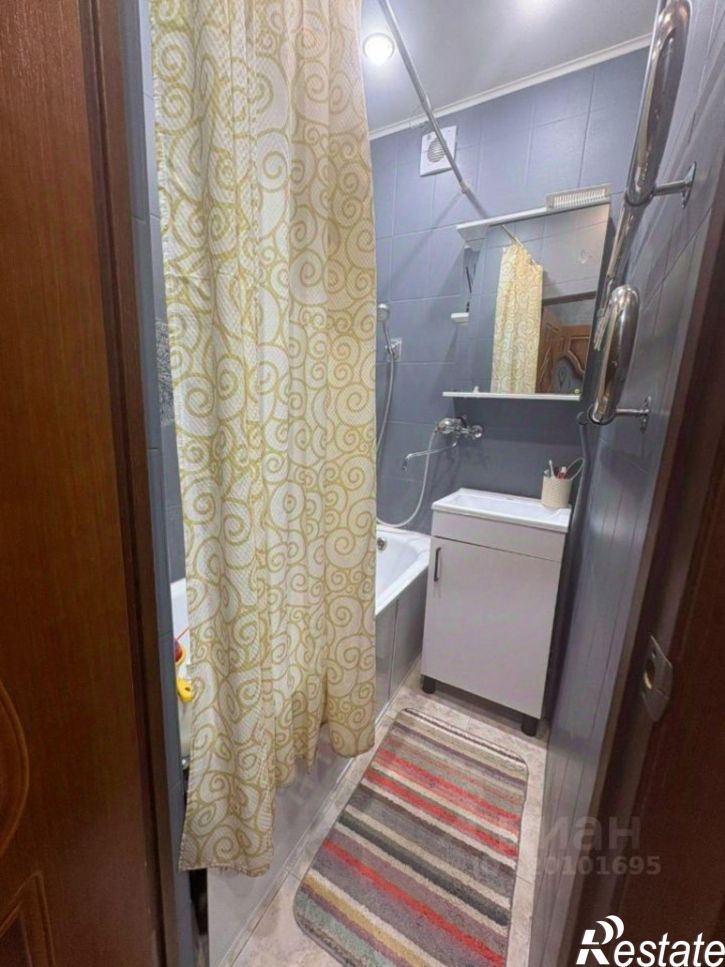 2-комн квартира Комсомольская улица, 42,  д. 42