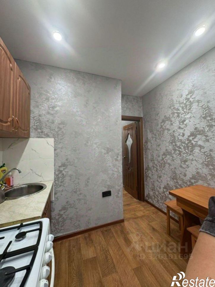 2-комн квартира Комсомольская улица, 42,  д. 42