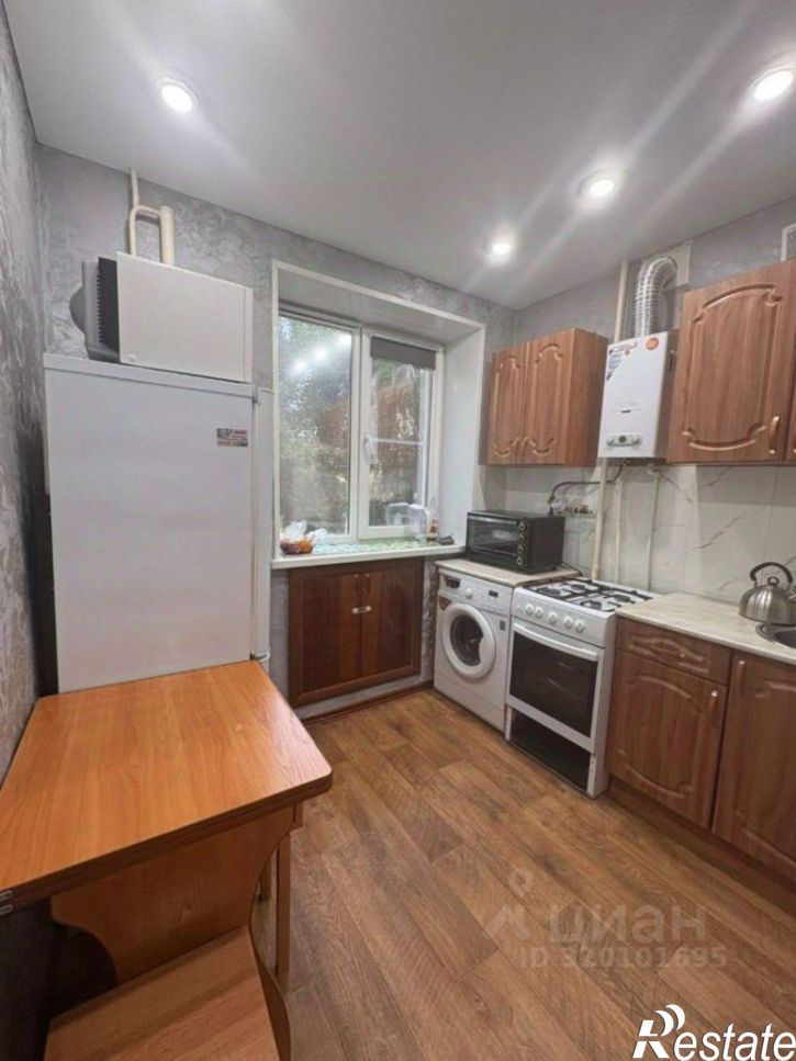 2-комн квартира Комсомольская улица, 42,  д. 42