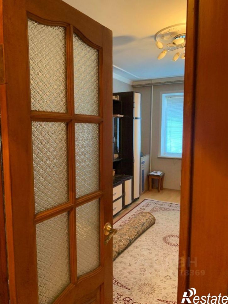 3-комн квартира мкр Королева, 4,  д. 4