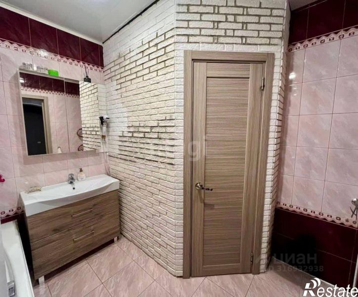 4-комн квартира мкр Дубрава квартал 3, 10,  д. 10