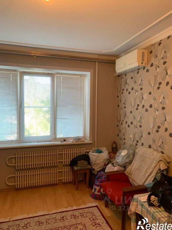 3-комн квартира мкр Королева, 4,  д. 4