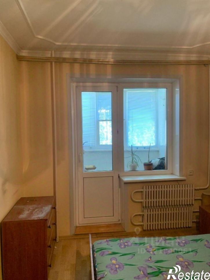 3-комн квартира мкр Королева, 4,  д. 4