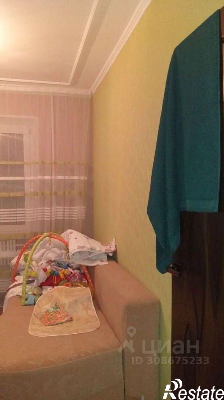 3-комн квартира мкр Королева, 10,  д. 10