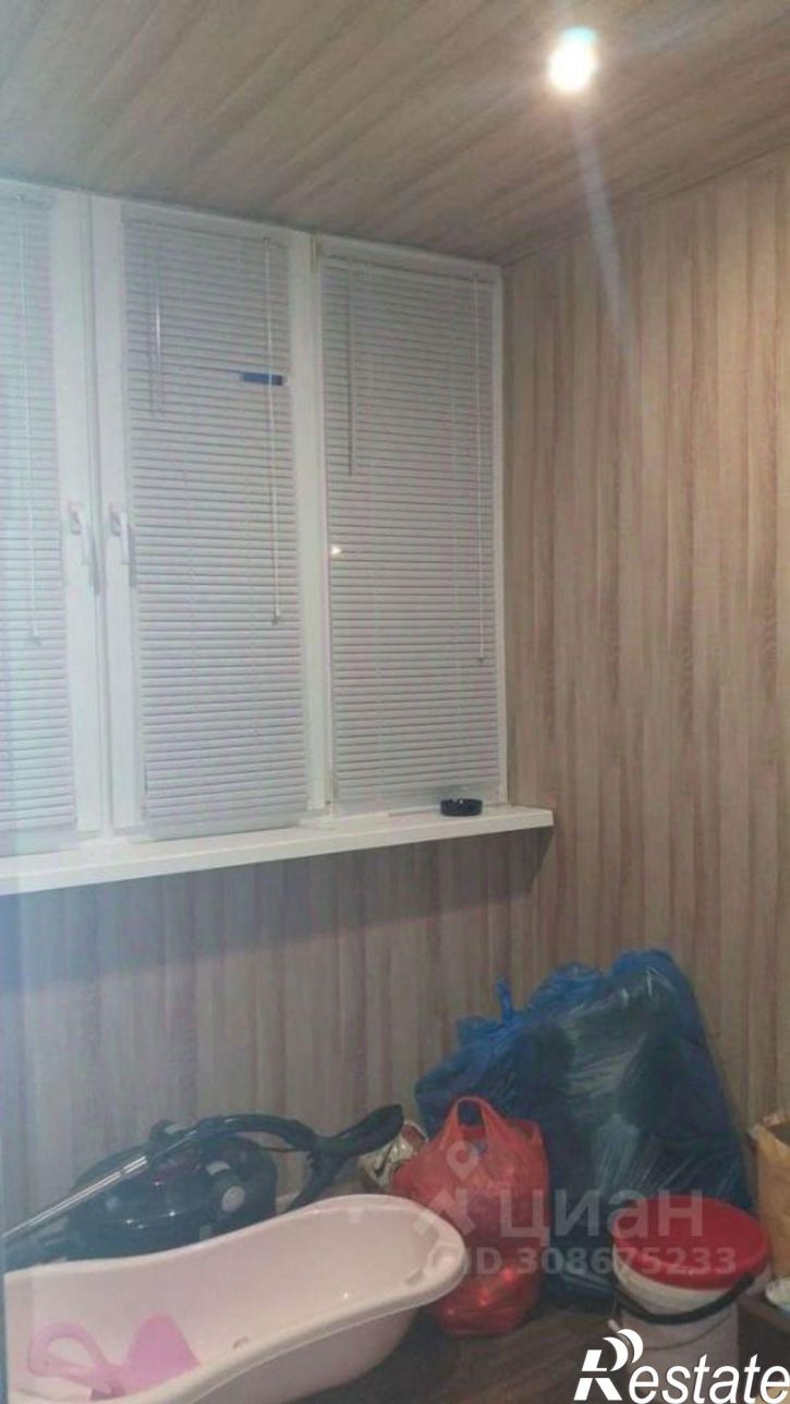 3-комн квартира мкр Королева, 10,  д. 10