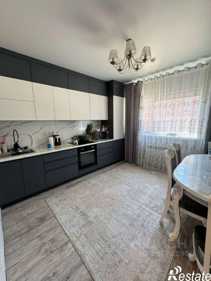 1-комн квартира мкр Космос, 11,  д. 11