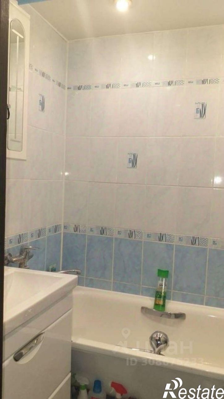 3-комн квартира мкр Королева, 10,  д. 10