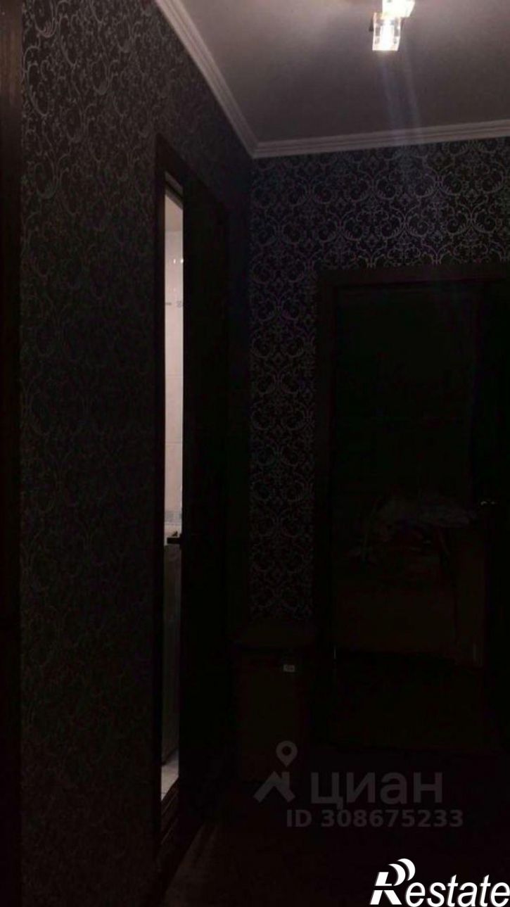 3-комн квартира мкр Королева, 10,  д. 10