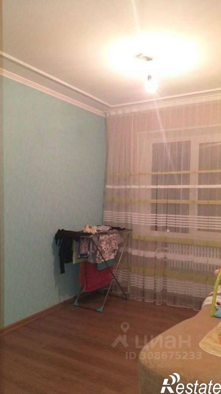 3-комн квартира мкр Королева, 10,  д. 10