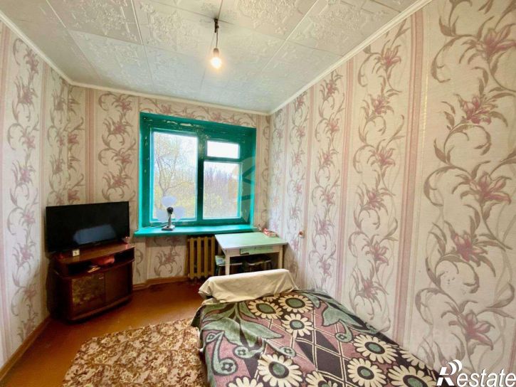 4-комн квартира Парковый мкр, 5,  д. 5