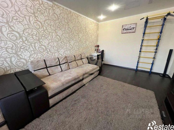 2-комн квартира мкр Королева, 32б,  д. 32б