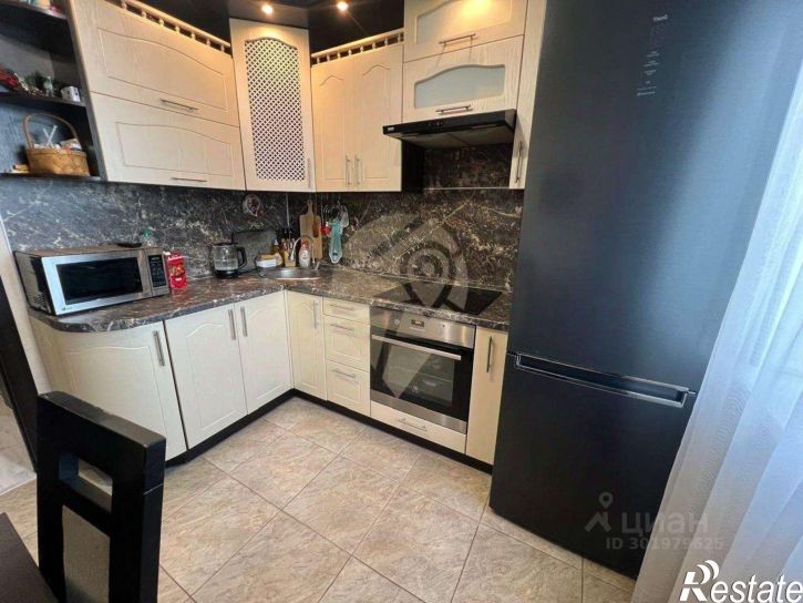 2-комн квартира мкр Королева, 32б,  д. 32б