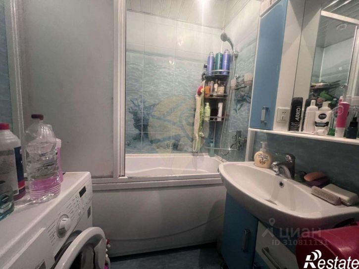 3-комн квартира мкр Королева, 11,  д. 11