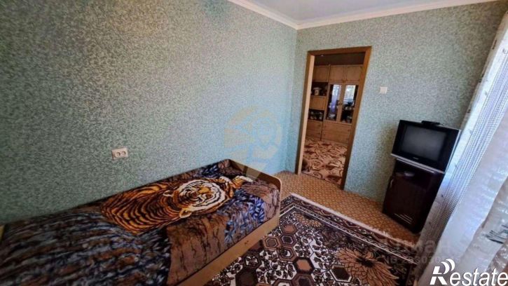 4-комн квартира мкр Приборостроитель, 7,  д. 7