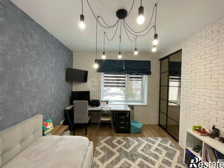 4-комн квартира мкр Дубрава квартал 3, 5,  д. 5