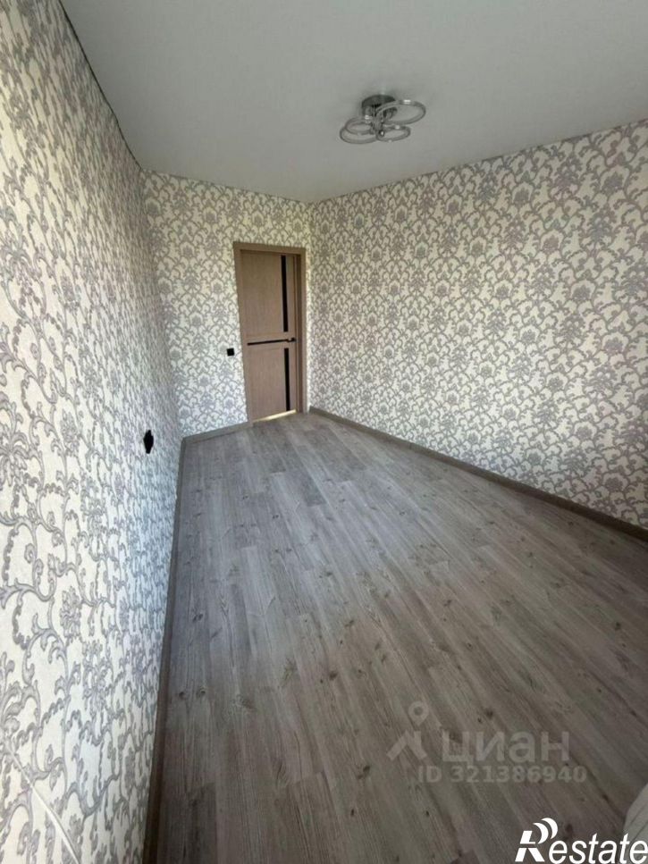 4-комн квартира мкр Буденного, 6,  д. 6