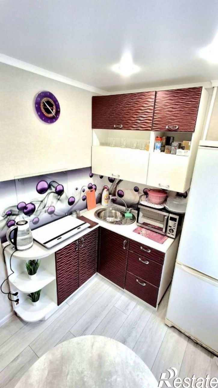 2-комн квартира мкр Горняк, 1,  д. 1