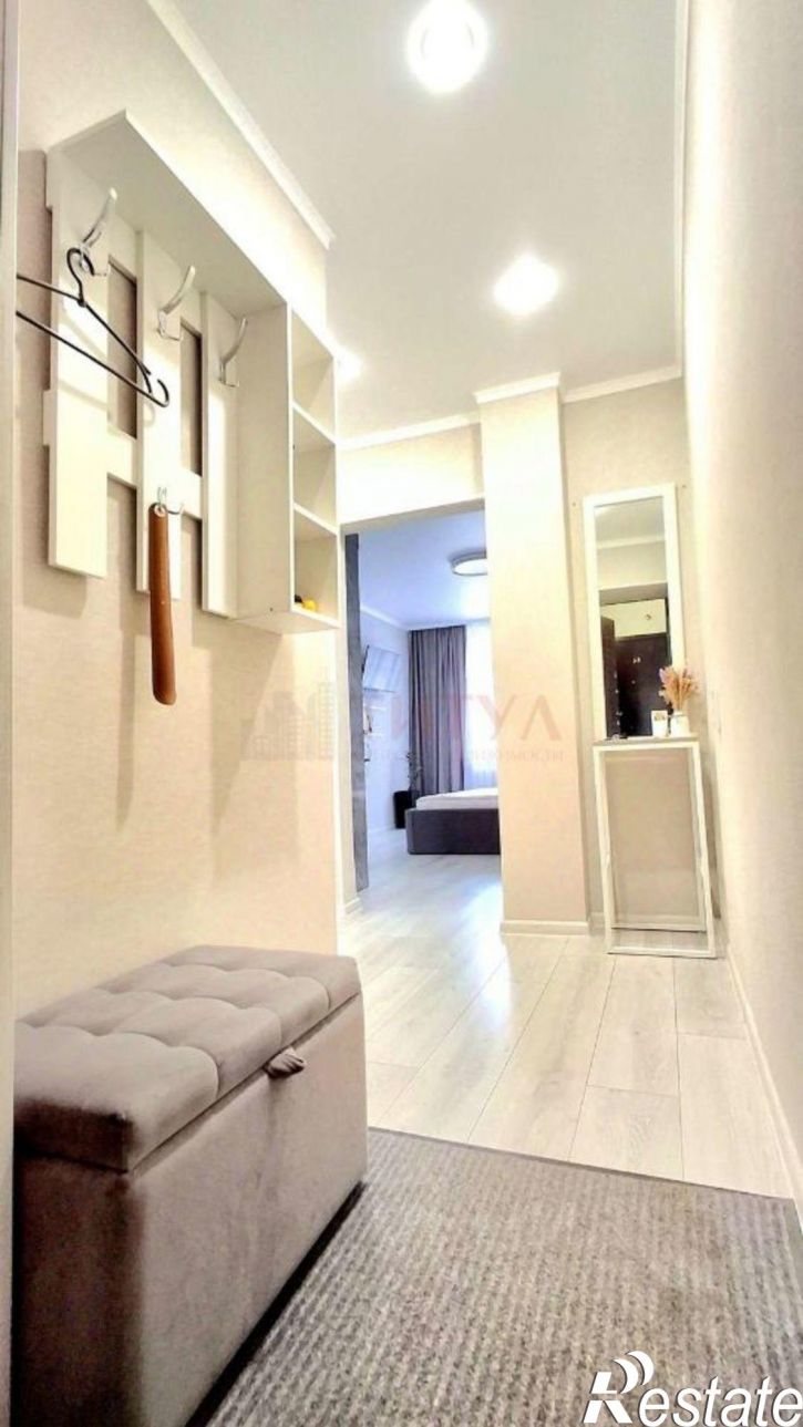 2-комн квартира мкр Горняк, 1,  д. 1