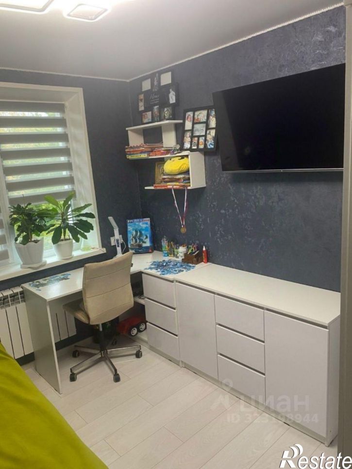 4-комн квартира мкр Лебединец, 17,  д. 17