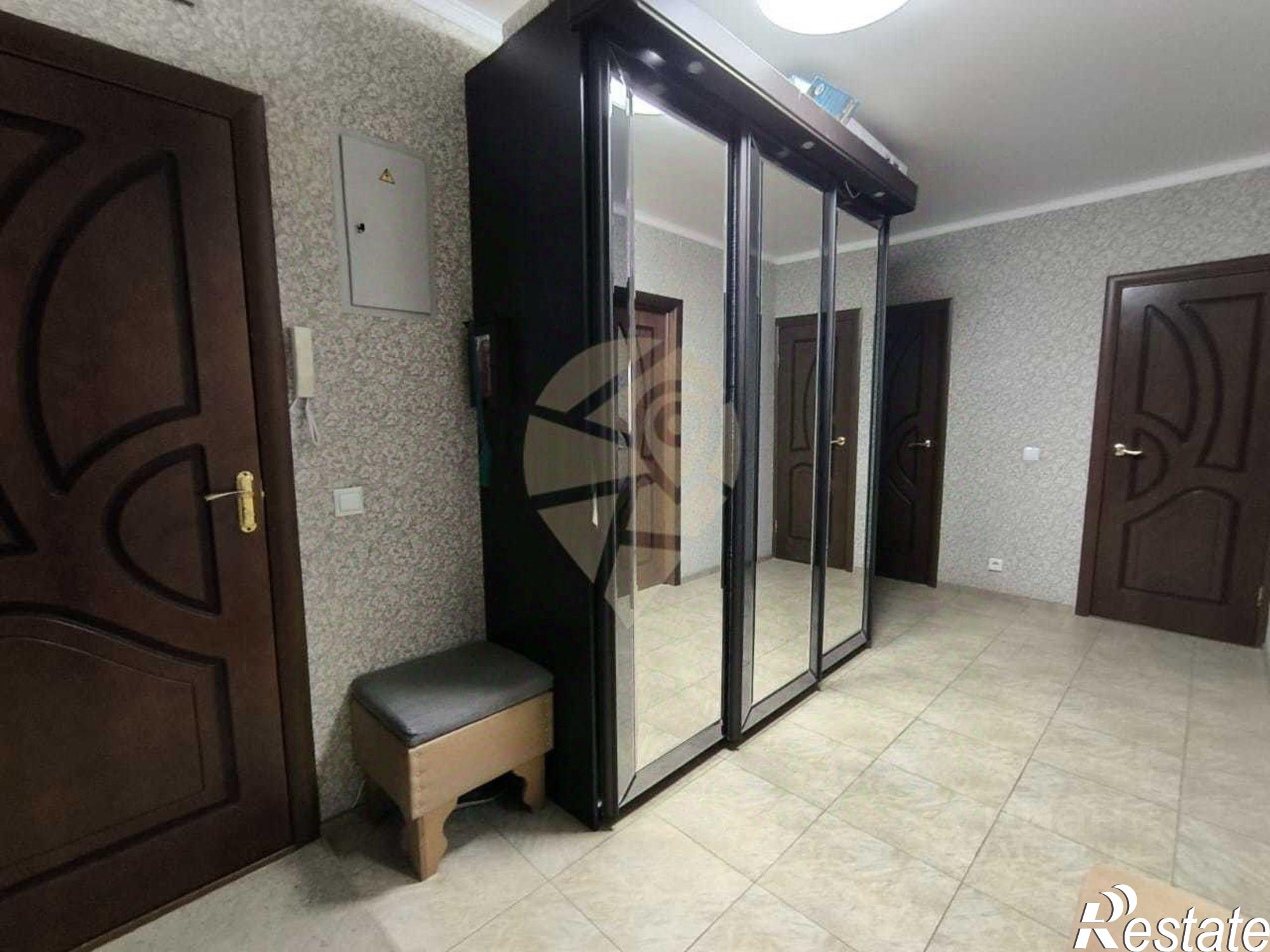 Купить квартиру за 7 150 000 рублей на Космос мкр,дом 14