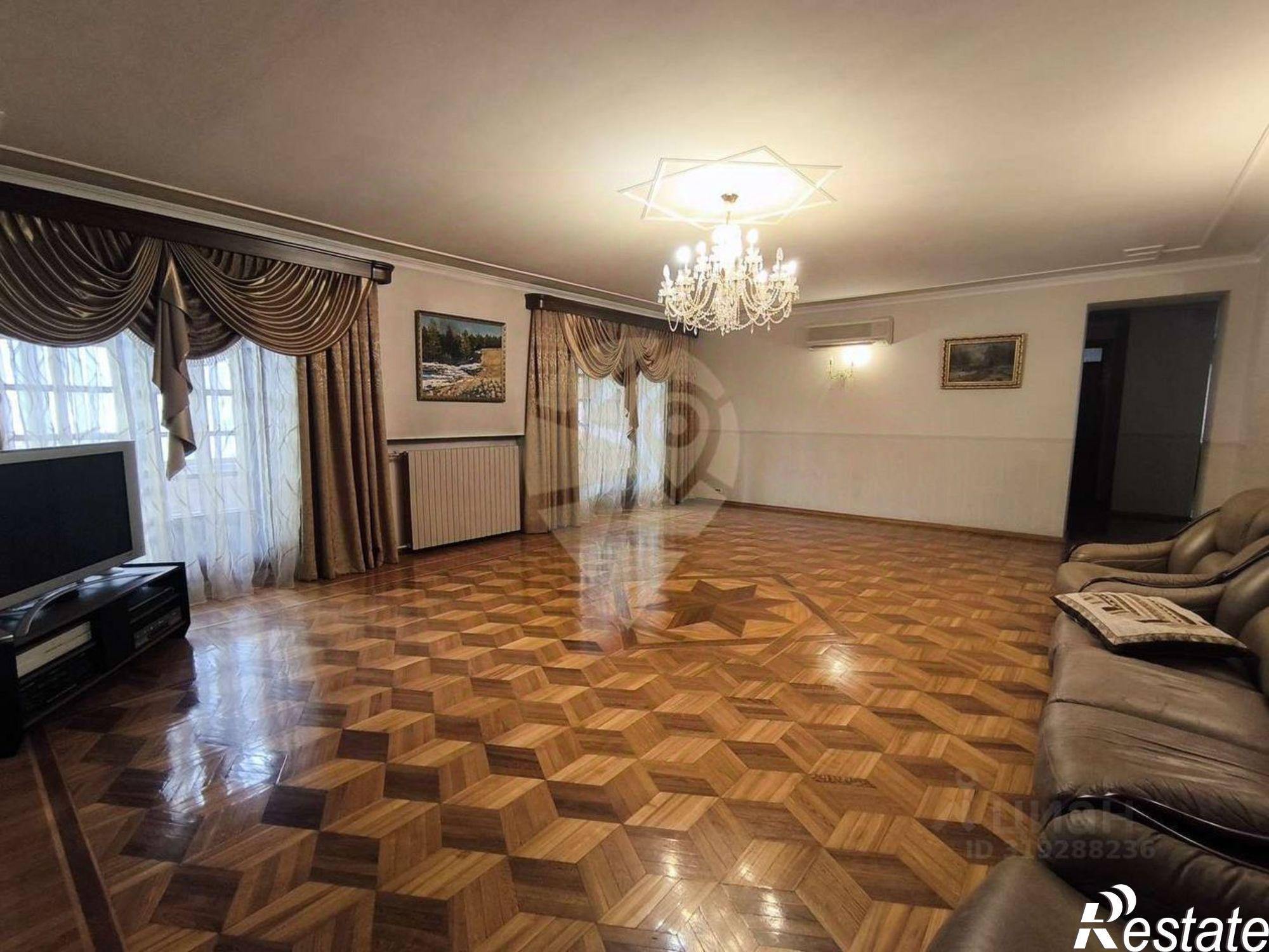 Купить квартиру за 9 900 000 рублей