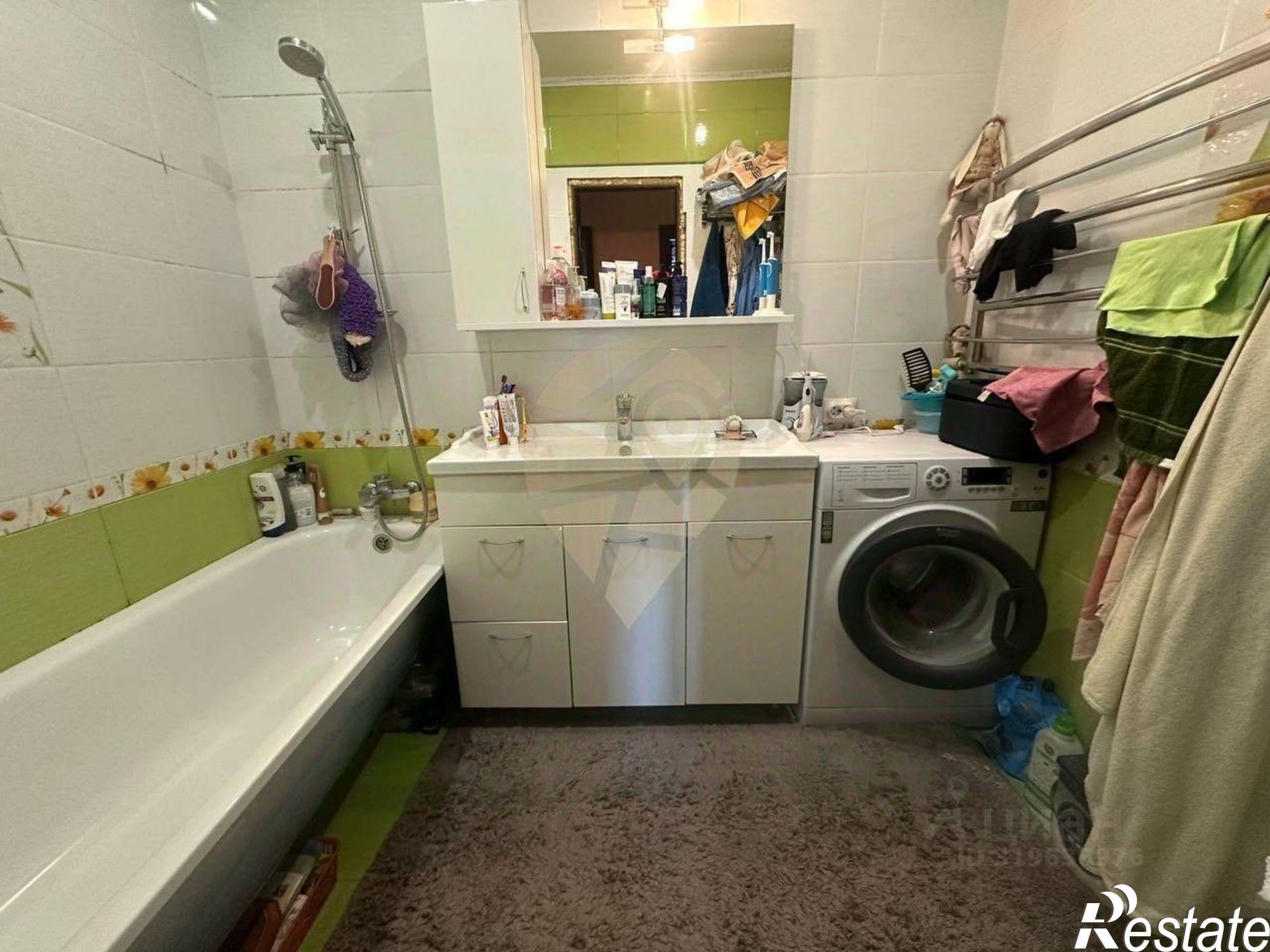 Купить квартиру за 11 000 000 рублей на Королева мкр,дом 38