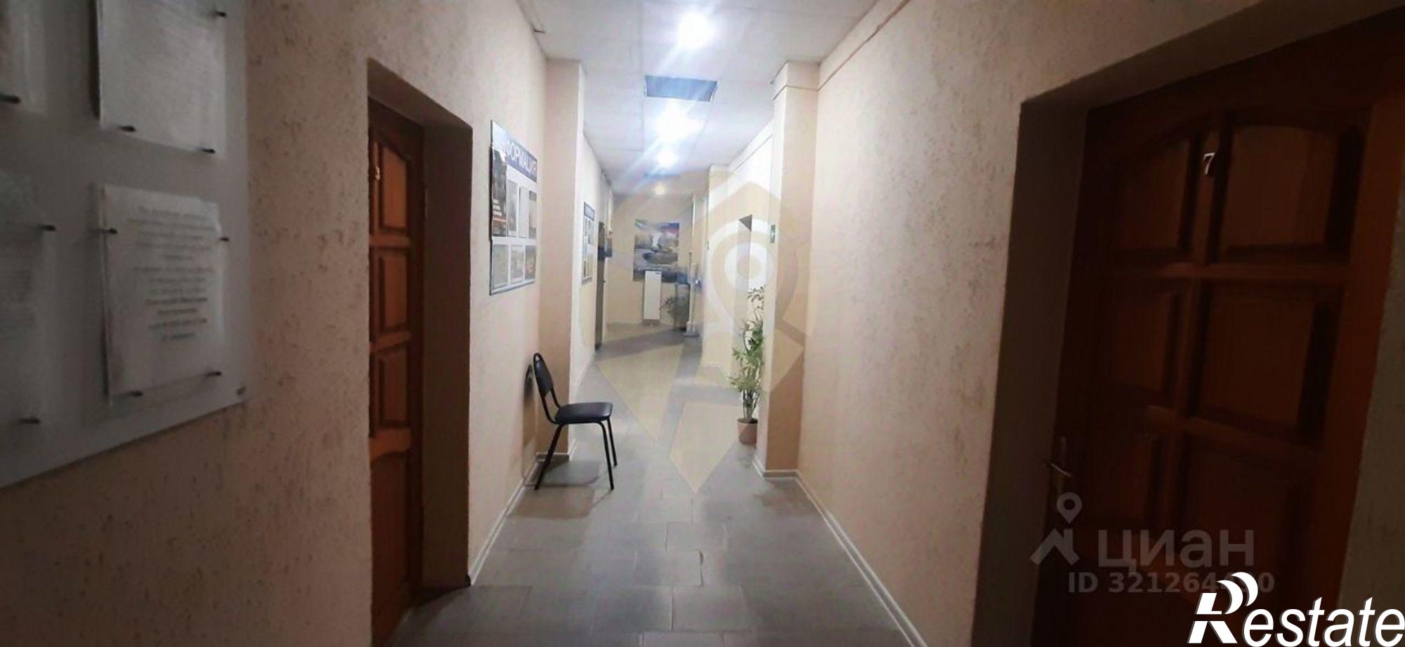 Купить офис, помещение под офис за 556 100 рублей на Комсомольский проспект, 67