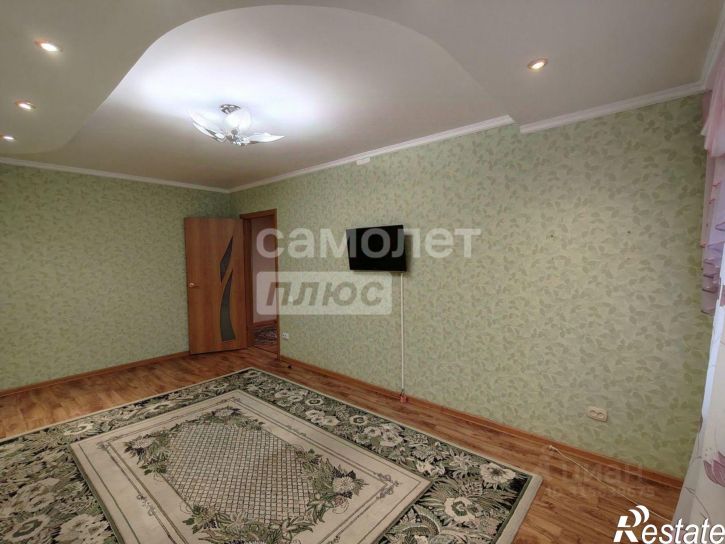 3-комн квартира Старый Оскол г., Юго-Западный