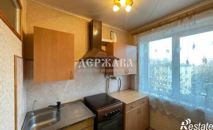 3-комн квартира микрорайон Лебединец, 7