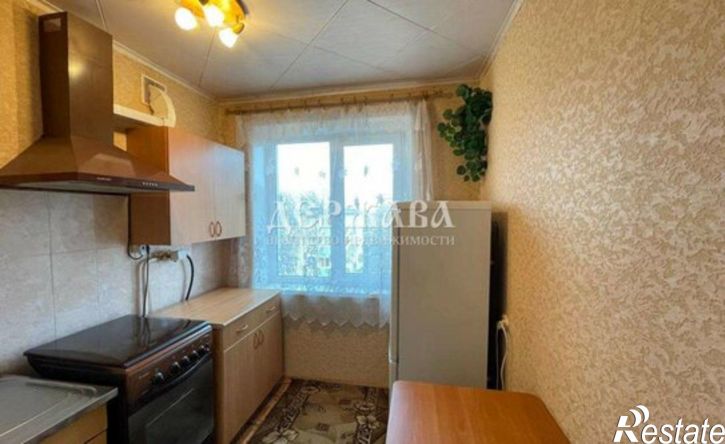 3-комн квартира микрорайон Лебединец, 7