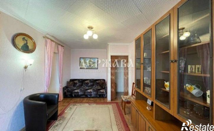 3-комн квартира микрорайон Лебединец, 7