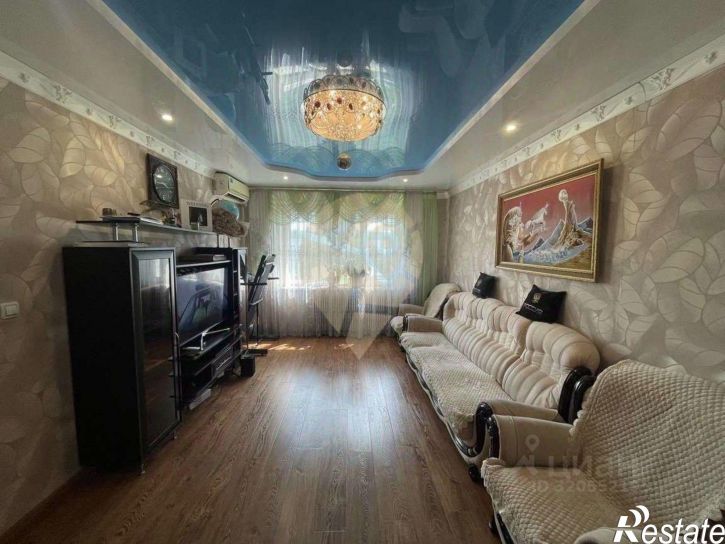 4-комн квартира Буденного мкр,дом 8