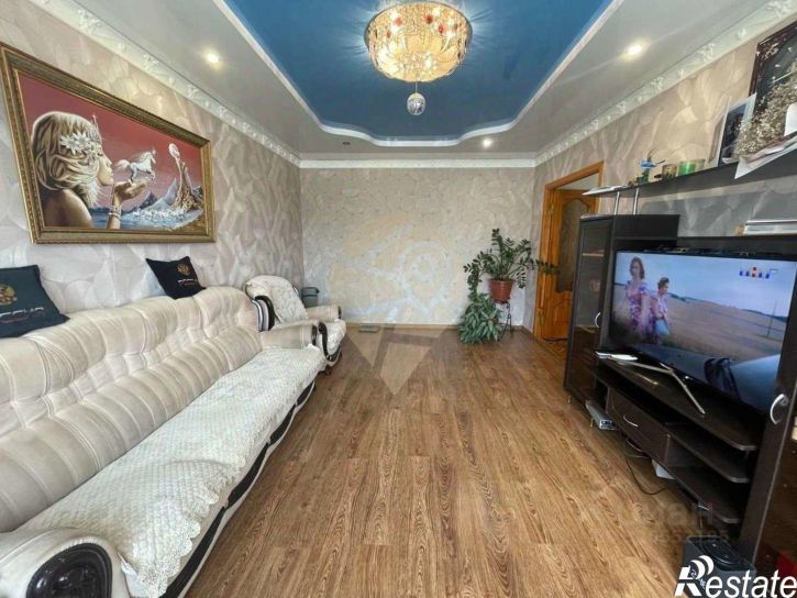 4-комн квартира Буденного мкр,дом 8