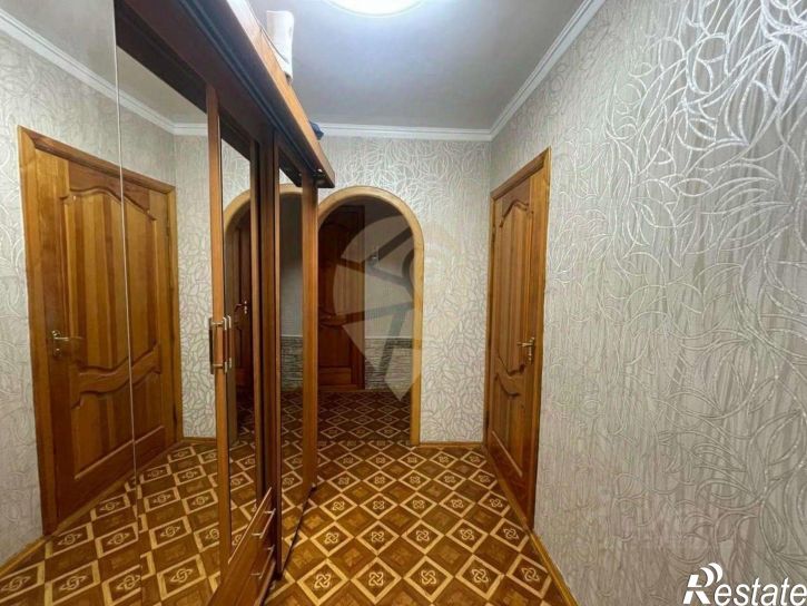 4-комн квартира Буденного мкр,дом 8