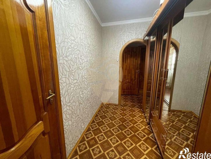 4-комн квартира Буденного мкр,дом 8