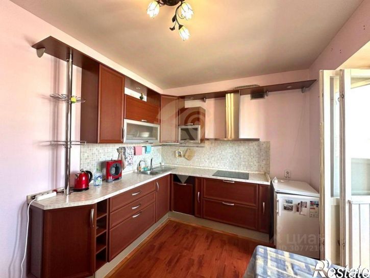 3-комн квартира Степной мкр,дом 2