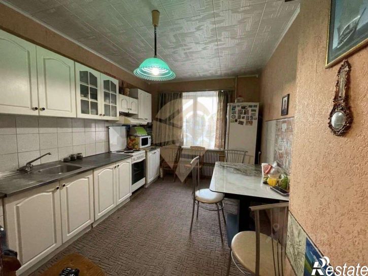 4-комн квартира Лесной мкр,дом 10