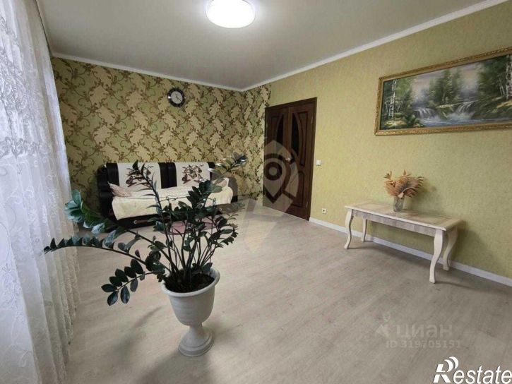 2-комн квартира Космос мкр,дом 14