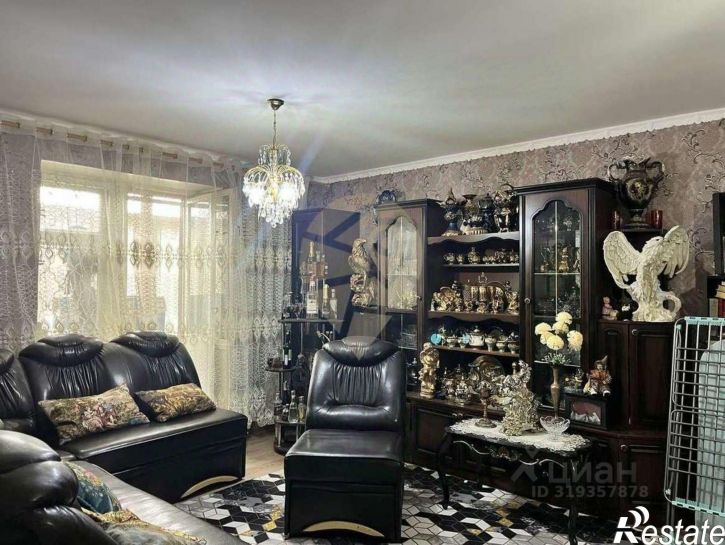 6-комн квартира Парковый мкр,дом 28