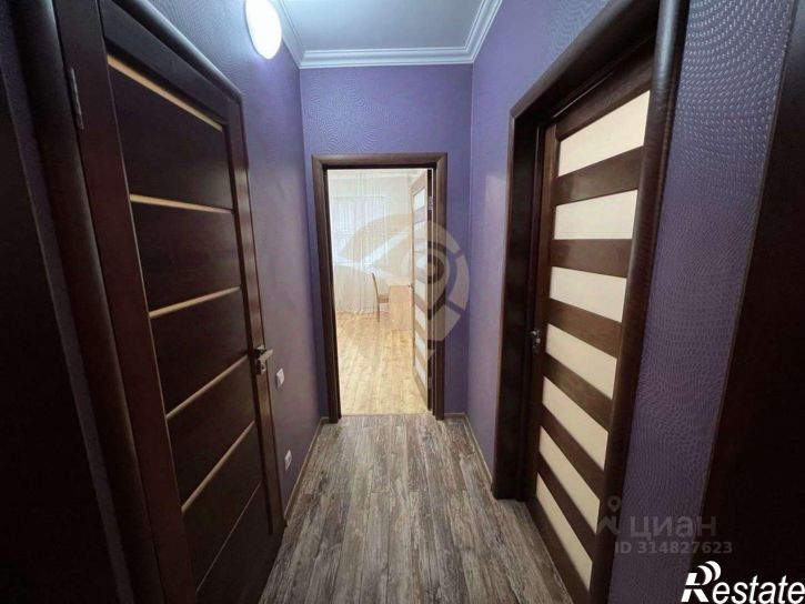 3-комн квартира Степной мкр,дом 6