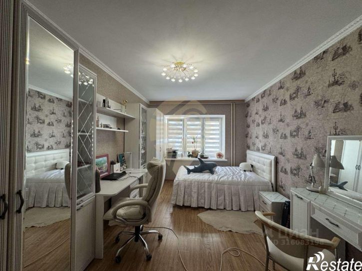 3-комн квартира Степной мкр,дом 20