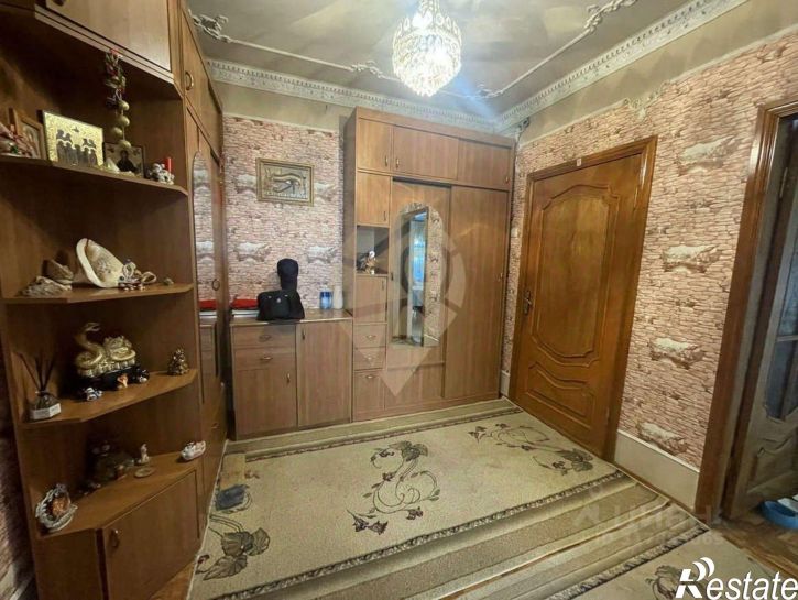 4-комн квартира Королева мкр,дом 38