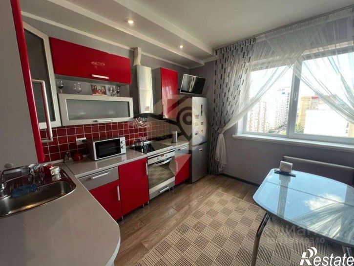 3-комн квартира Степной мкр,дом 7