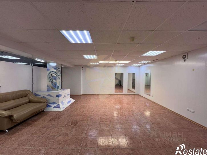 Торговое помещение проспект Алексея Угарова (Ворошиловский дублёр)