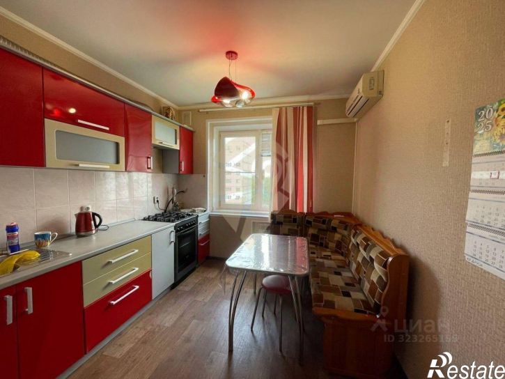 3-комн квартира Южный мкр,дом 2