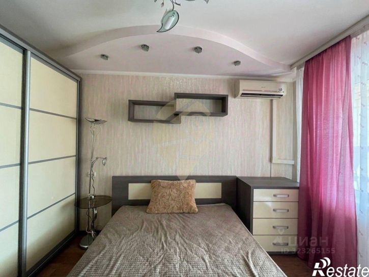 3-комн квартира Южный мкр,дом 2